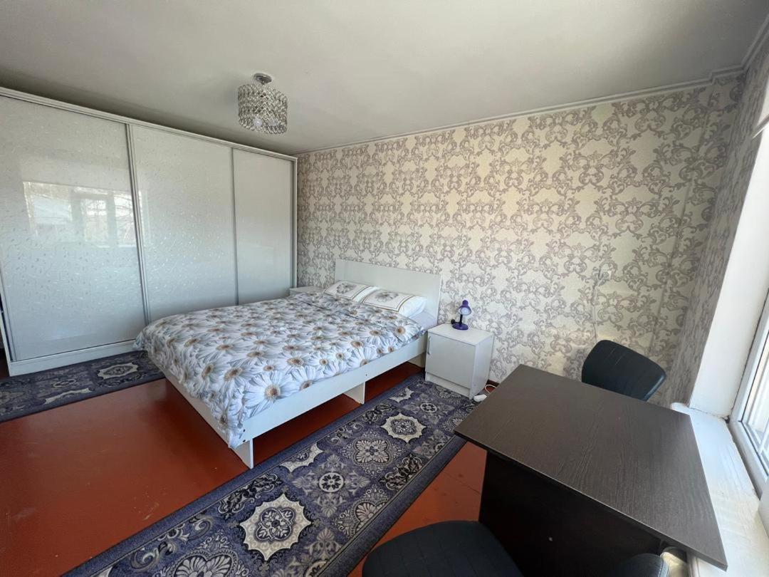 Hostel My House Каракол Екстер'єр фото